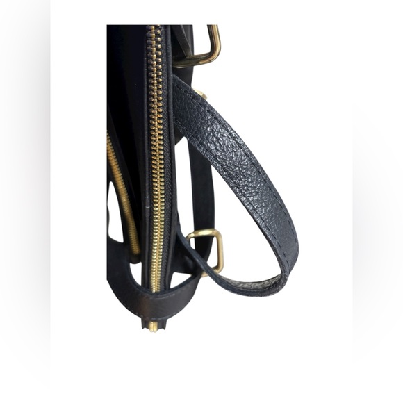 Convertible Genuine Leather Backpack 🇮🇹 Made in Italy 🇮🇹 - Picture 6 of 14